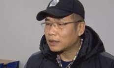 天博体育:马德兴谈国足：最大败笔就是防守型中场的位置上，选择黄政宇首发