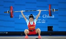 天博APP下载:举重亚锦赛：赵金红包揽女子45公斤级三项冠军 打破抓举世界纪录